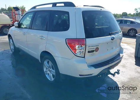 2010 Subaru Forester 2.5X Premium z USA, uszkodzony, nr VIN JF2SH6CC7AH710253